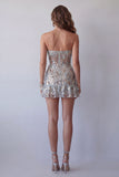 Glinsterende, stoffige salie strapless kralenbeklede strakke korte cocktailjurk met ruches