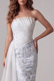 Lichtblauwe strapless bodycon gerimpelde, lange lange formele jurk met bloemen en sjerp