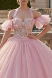Roze baljurk met halterhals en appliqued quinceañera jurk met fladderende mouwen