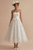 Witte strapless lange bloemenkant A-lijn boho trouwjurk