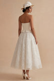 Witte strapless lange bloemenkant A-lijn boho trouwjurk