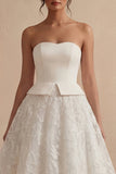 Witte strapless lange bloemenkant A-lijn boho trouwjurk