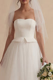 Witte A-lijn strapless lange boho trouwjurk