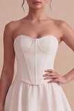 Strapless witte A-lijn korset Mini Jurk