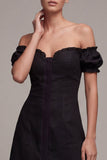 Off the Shoulder A Line Klein Zwart Jurkje met ruïnes