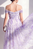 Lila off-the-shoulder A-lijn gerimpelde midi bloemenjurk
