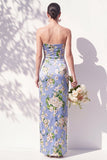 Strapless blauwe bloemen gerimpelde bruidsmeisjesjurk met split