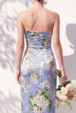 Strapless blauwe bloemen gerimpelde bruidsmeisjesjurk met split