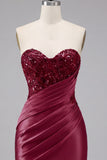 Satijn bordeauxrode sweetheart gerimpelde Bodycon Mini Homecoming jurk met pailletten