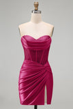 Bordeauxrode satijn gerimpelde, met kralen versierde sweetheart korset Homecoming Dress met split