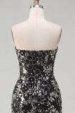 Glinsterende zwarte gerimpelde bloemen strakke korte strapless homecomingjurk met pailletten