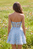 Sprankelende blauwe A-lijn bloemenkorset korte strapless homecomingjurk met kralen