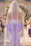 Witte paarse bloemenkant gerimpelde strapless strakke korte trouwjurk met sluiers
