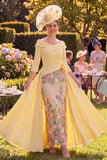 Gele, gebloemde bodycon met gerimpelde lange moeder van de bruid-jurk met 3/4 mouwen