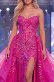 Glinsterende Fuchsia Sweetheart Doorschijnend Korset Zeemeermin Pailletten Lange Pageant Jurk met Sjerp