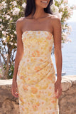 Gele, strapless gerimpelde bodycon midi bloemenjurk met split