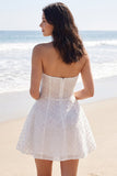 Ivory A Line strapless korset minijurk met kralen