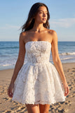 Strapless bloemenkant A Line Kleine Witte Jurk