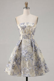Stoffige blauwe A-lijn korset strapless bloemen korte homecoming jurk
