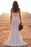 Strapless kant ivoor korset met een sweep sleep boho trouwjurk