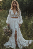 Kanten ivoor V-hals A Line lange mouw boho trouwjurk met ruches