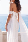Off-the-shoulder meermin ivoren trouwjurk met sjerp