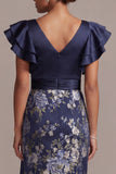Marineblauwe bloemen bodycon V-hals geruffelde midi jurk Mother Of the Bride met split