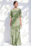 Saliegroene zeemeermin Chiffon met bloemen met ruches in Bateau neck, lange moeder van de bruid jurk