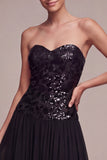 Glinsterende, strapless A-lijn midi black tie jurk met pailletten