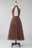 Koffiewitte A-lijn halter hals chiffon rugloos midi polka dots jurk