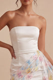 Strapless bloemen witte strakke korte, kralenversierde afstudeerjurk met sjerp