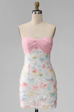 Sprankelende roze en witte bloemen strakke mini strapless kralenjurk voor afstudeerceremonieën