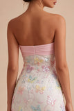 Sprankelende roze en witte bloemen strakke mini strapless kralenjurk voor afstudeerceremonieën