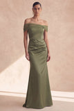 Off-the-shoulder olijfgroene zeemeermin gerimpelde bruidsmeisjesjurk
