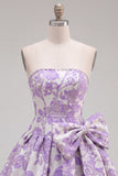 Strapless paarse A-lijn parels Jacquard Homecoming-jurk met strik