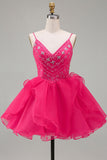 A-Line felroze Rhinestone Ruffle korte Homecoming jurk met kralen