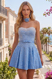 Blauwe Sweetheart Pearl versierde korte homecomingjurk met choker en strik