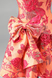 Oranje Jacquard A-lijn strapless Rhinestone rucherige korte homecomingjurk met strik