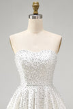 Witte strapless A-lijn kralenversierde mini parel homecoming jurk met ruches