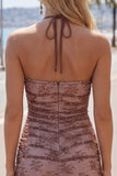 Chocolade Bodycon halter hals met gerimpelde homecoming jurk met kralen