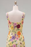 Gele, vierkante hals bodycon bloemen homecoming jurk met borduurwerk