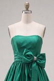 Strapless donkergroene A-lijn ruches Homecoming jurk met strik