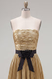 Gouden A-lijn metallic strapless geplooide homecomingjurk met gerimpelde comingtijd met strik