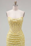 Glinsterend gele bodycon strapless korset met veter op de achterkant pailletten homecoming jurk met kralen