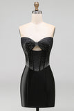 Zwarte Bodycon Sweetheart Corset Satijn kralenbezette Homecoming jurk met strik
