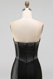 Zwarte Bodycon Sweetheart Corset Satijn kralenbezette Homecoming jurk met strik