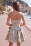 Strapless A-lijn grijs bloemen Jacquard korte homecomingjurk met strik