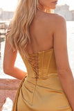 Bordeauxrode Bodycon sweetheart korset gerimpeld met franjes en kant op de achterste homecoming jurk