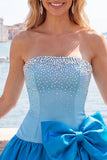Fuchsia en rode strapless kralenvormige A-lijn korte homecomingjurk met strik