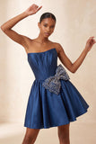 Marineblauwe satijn strapless A-lijn parel korset met veter homecoming jurk met strik
